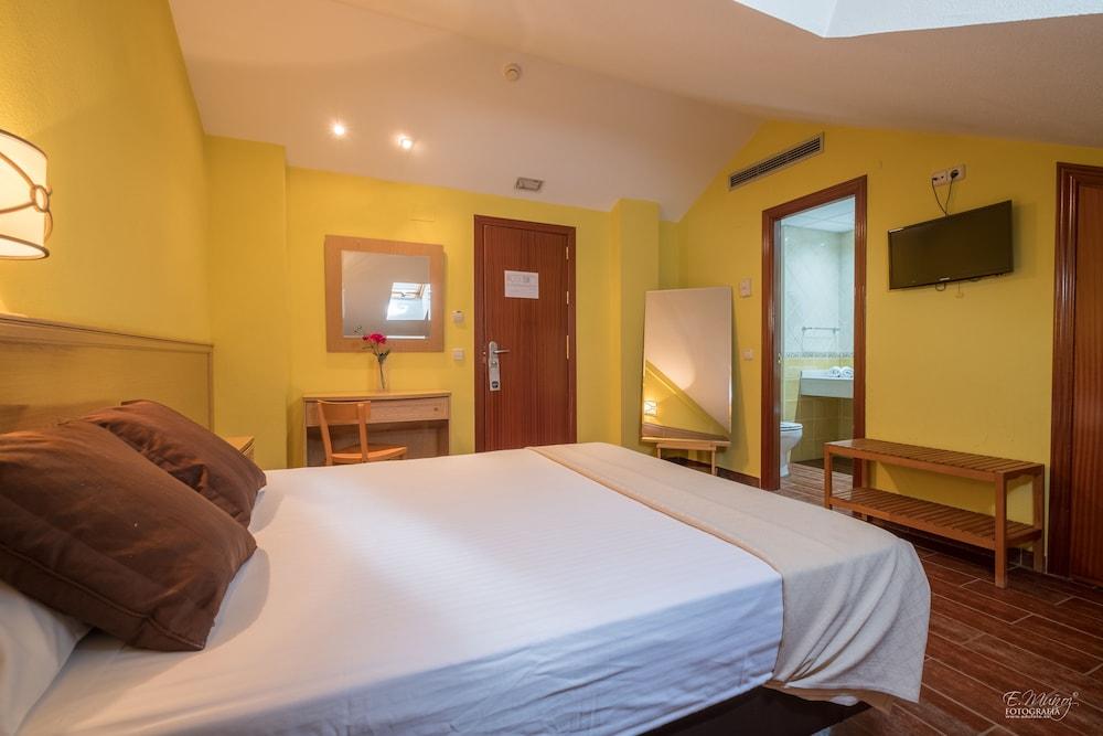 Hotel Vivar Griñón Esterno foto